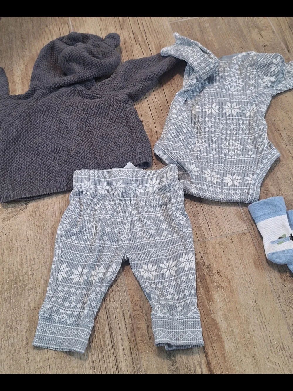 Carter’s Cozy Fair Isle Bear Hoodie 3pc Baby Outfit Set 3M #1641